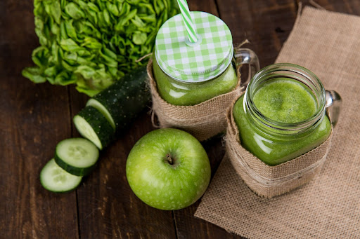 Fruit juices for a natural detox