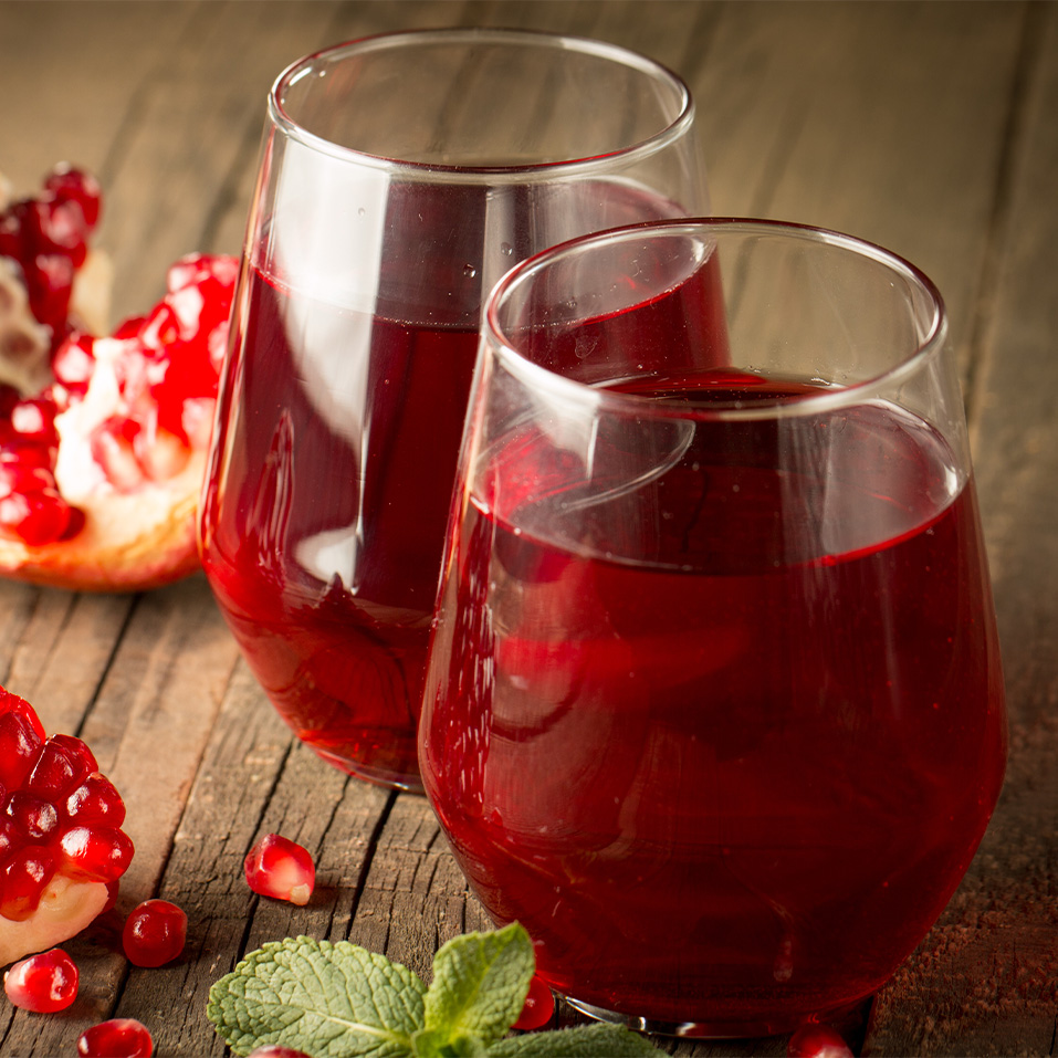 HERE’S WHY YOU NEED TO ADD POMEGRANATE JUICE TO YOUR DIET